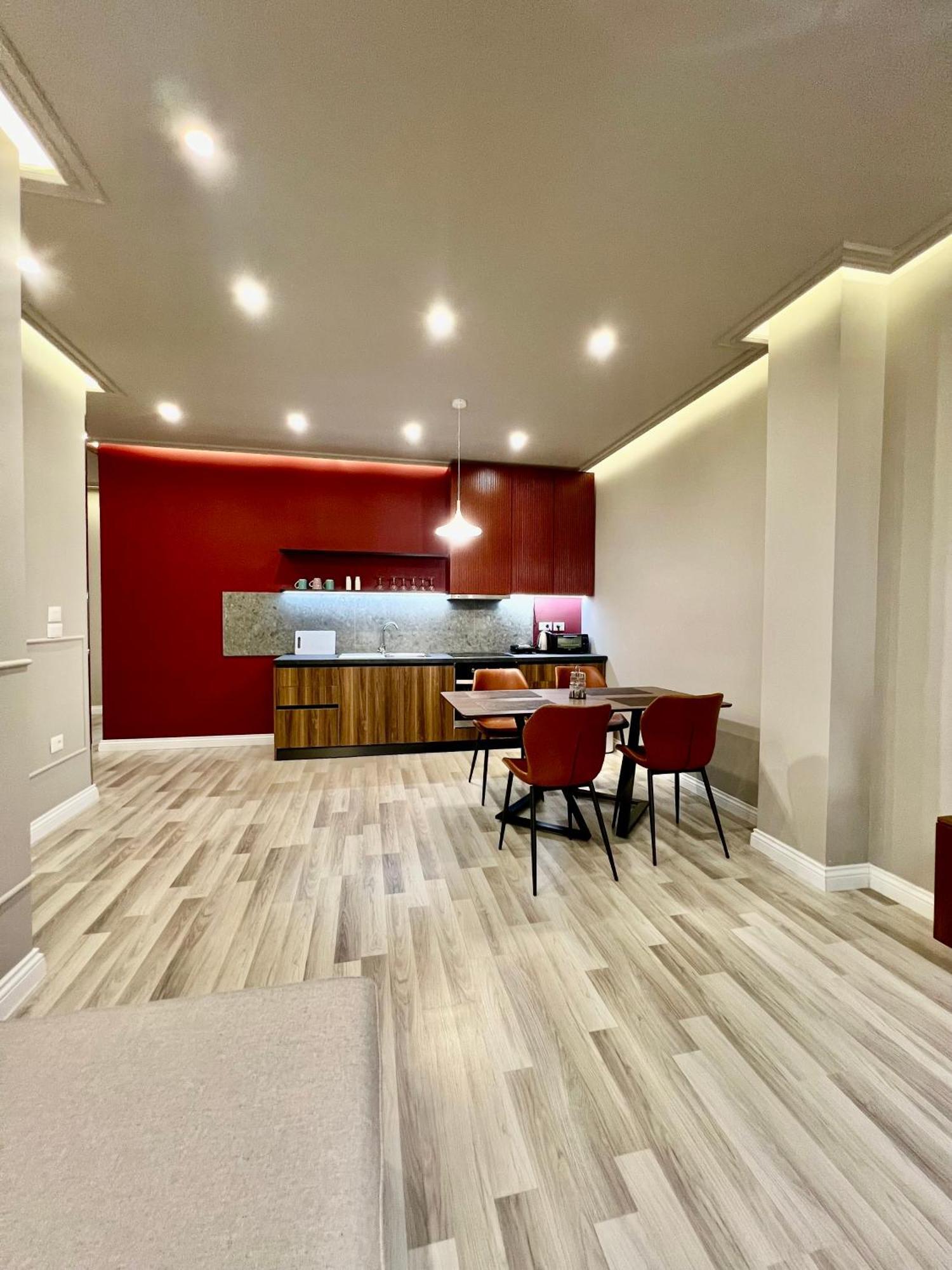 Spiranca Luxury Suites تيرانا الغرفة الصورة