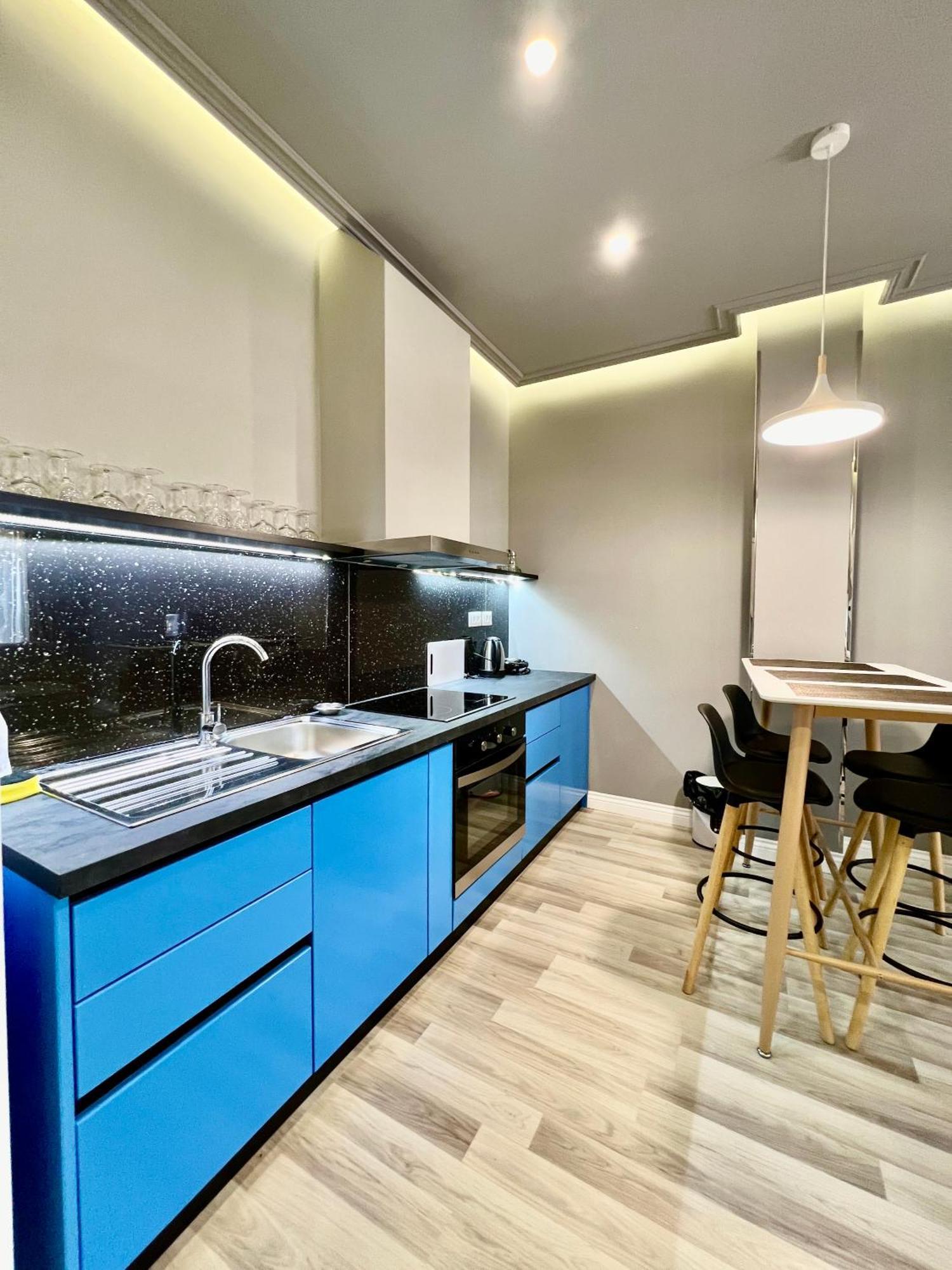 Spiranca Luxury Suites تيرانا الغرفة الصورة